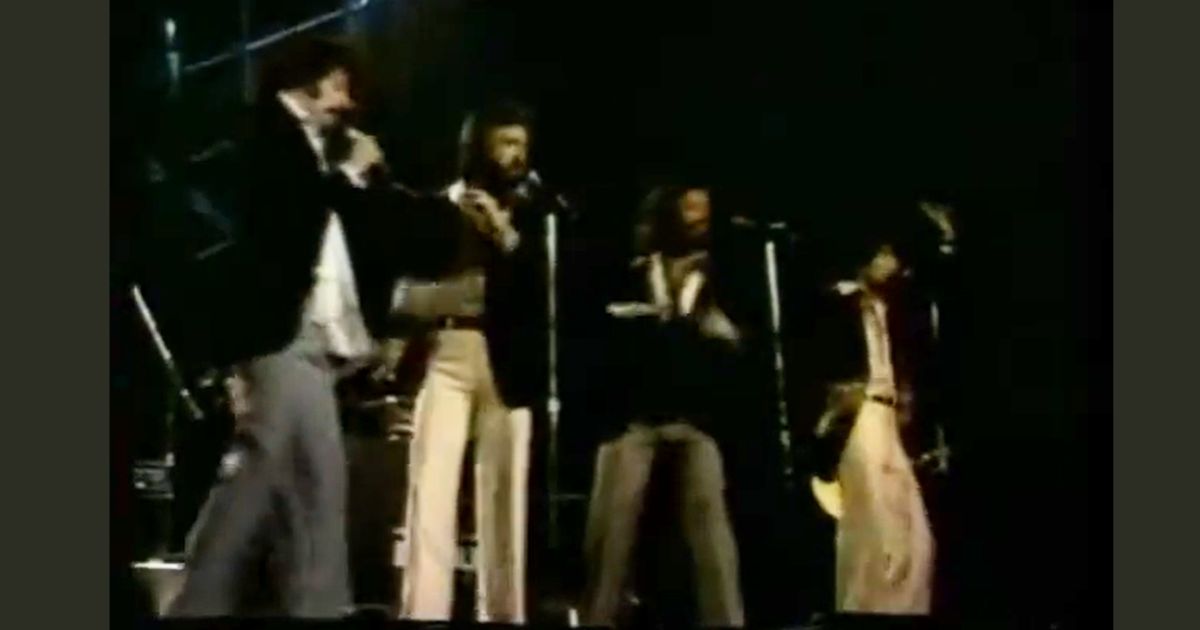 The Oak Ridge Boys – Y’all Come Back Saloon